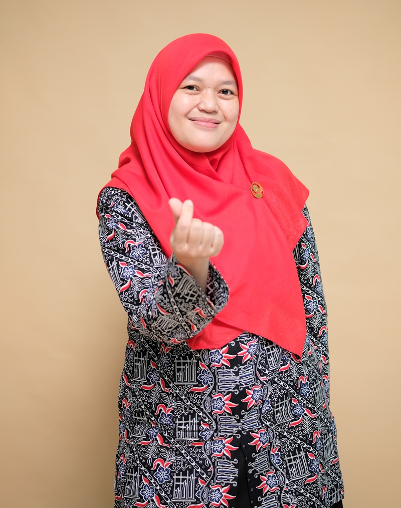 Yuyun Komariah, S. Pd.