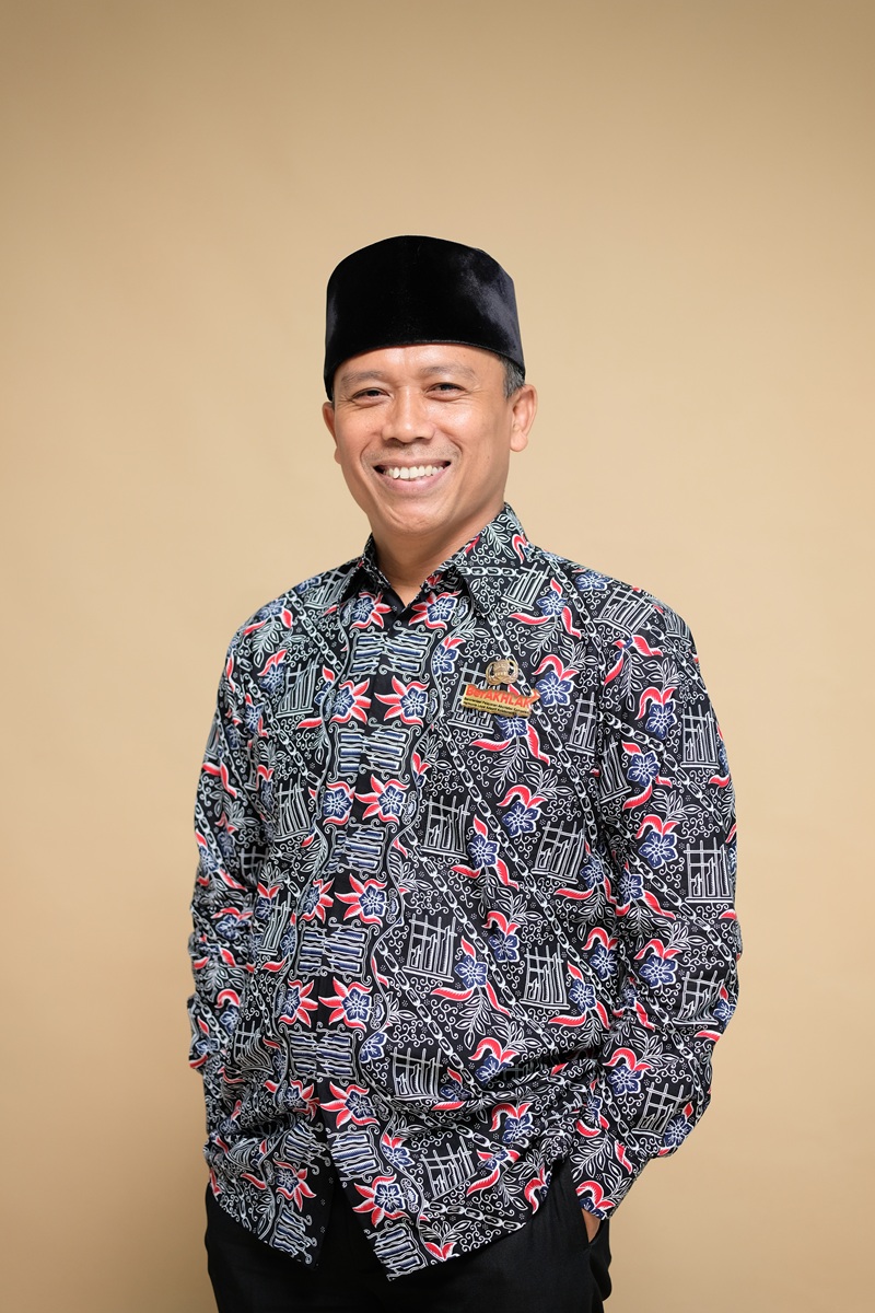 Hendra Saputra, S. Ag., M. Pd.