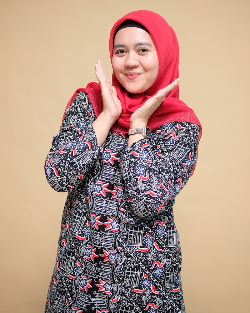 Vina Dwiseptia, S. Pd.